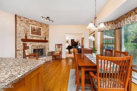 524 Macelroy Road Clifton Park NY 12065