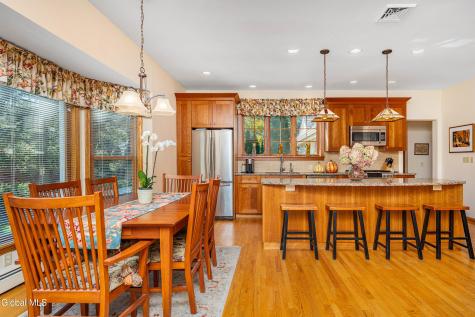 524 Macelroy Road Clifton Park NY 12065