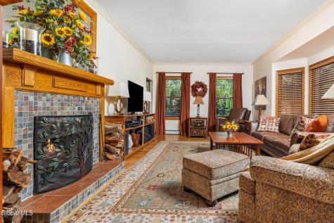 524 Macelroy Road Clifton Park NY 12065