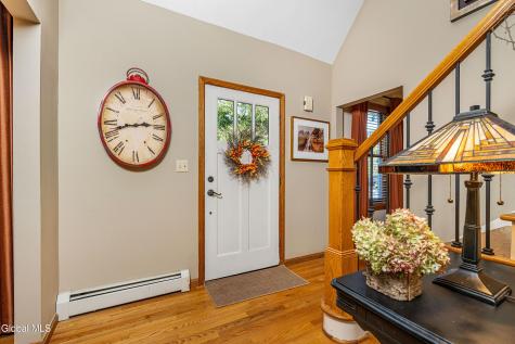 524 Macelroy Road Clifton Park NY 12065