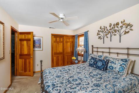 524 Macelroy Road Clifton Park NY 12065