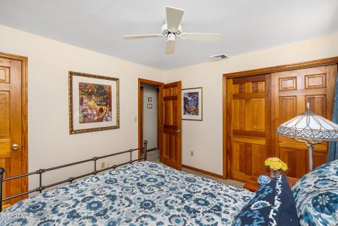 524 Macelroy Road Clifton Park NY 12065