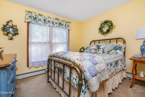 524 Macelroy Road Clifton Park NY 12065