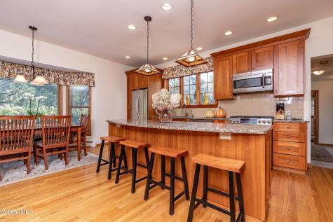 524 Macelroy Road Clifton Park NY 12065