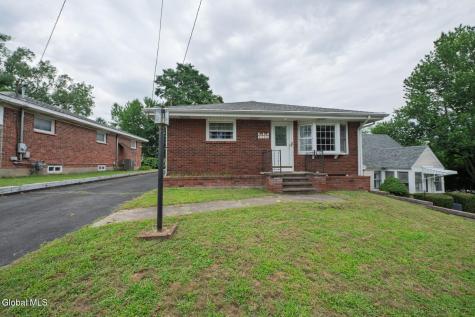 56.5 Braintree Street Albany NY 12205