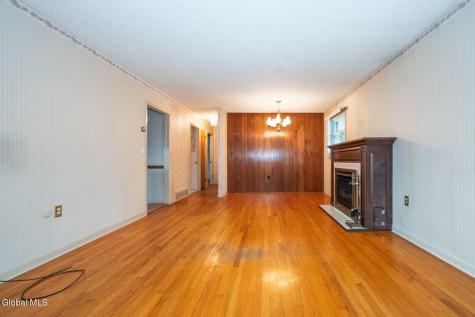 56.5 Braintree Street Albany NY 12205