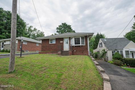 56.5 Braintree Street Albany NY 12205