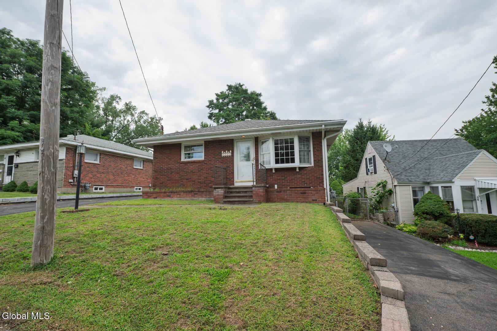 56.5 Braintree Street Albany NY 12205