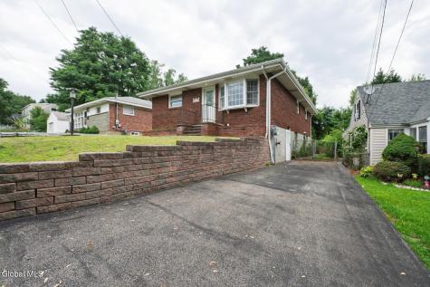 56.5 Braintree Street Albany NY 12205