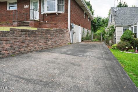 56.5 Braintree Street Albany NY 12205
