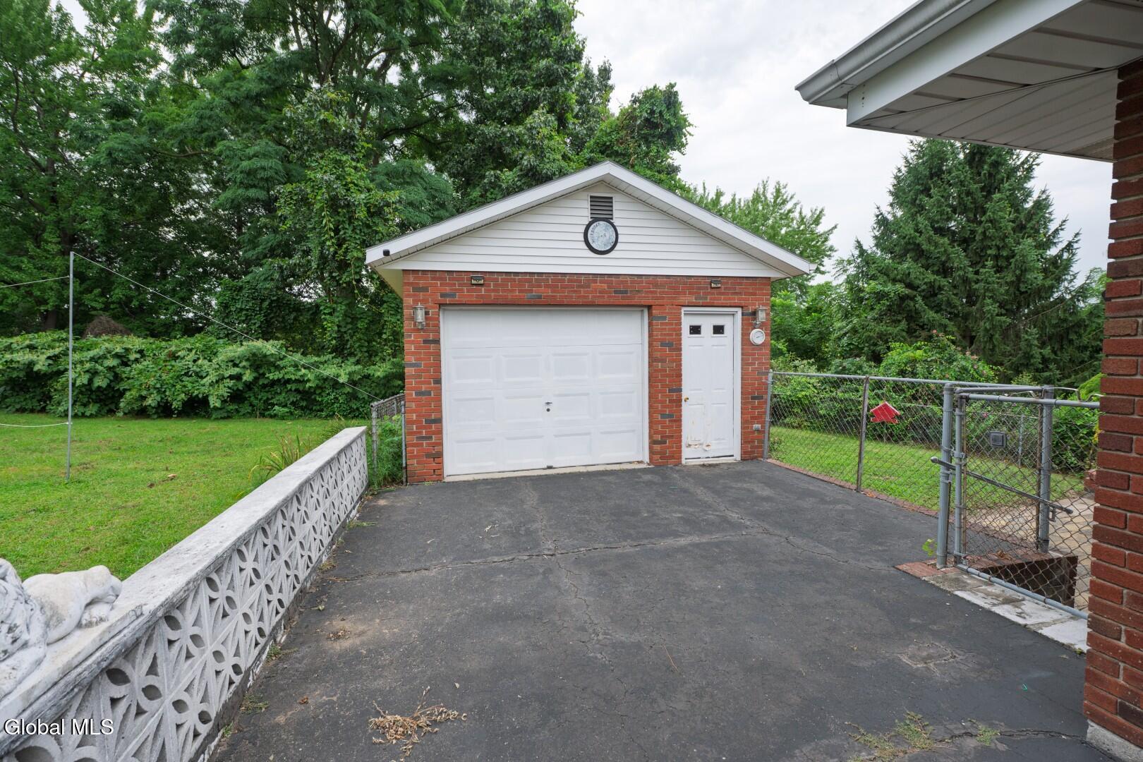56.5 Braintree Street Albany NY 12205