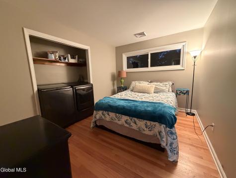 5 Linda Drive Colonie NY 12205