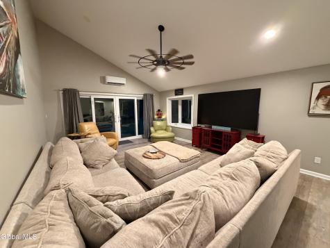 5 Linda Drive Colonie NY 12205