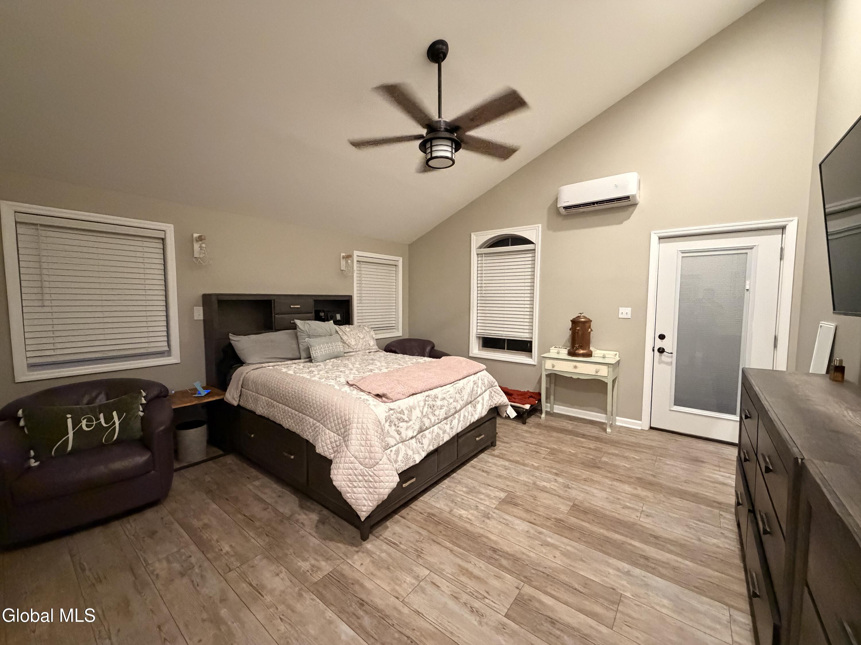 5 Linda Drive Colonie NY 12205