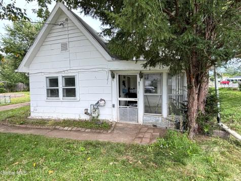 129 Main Avenue Wynantskill NY 12198