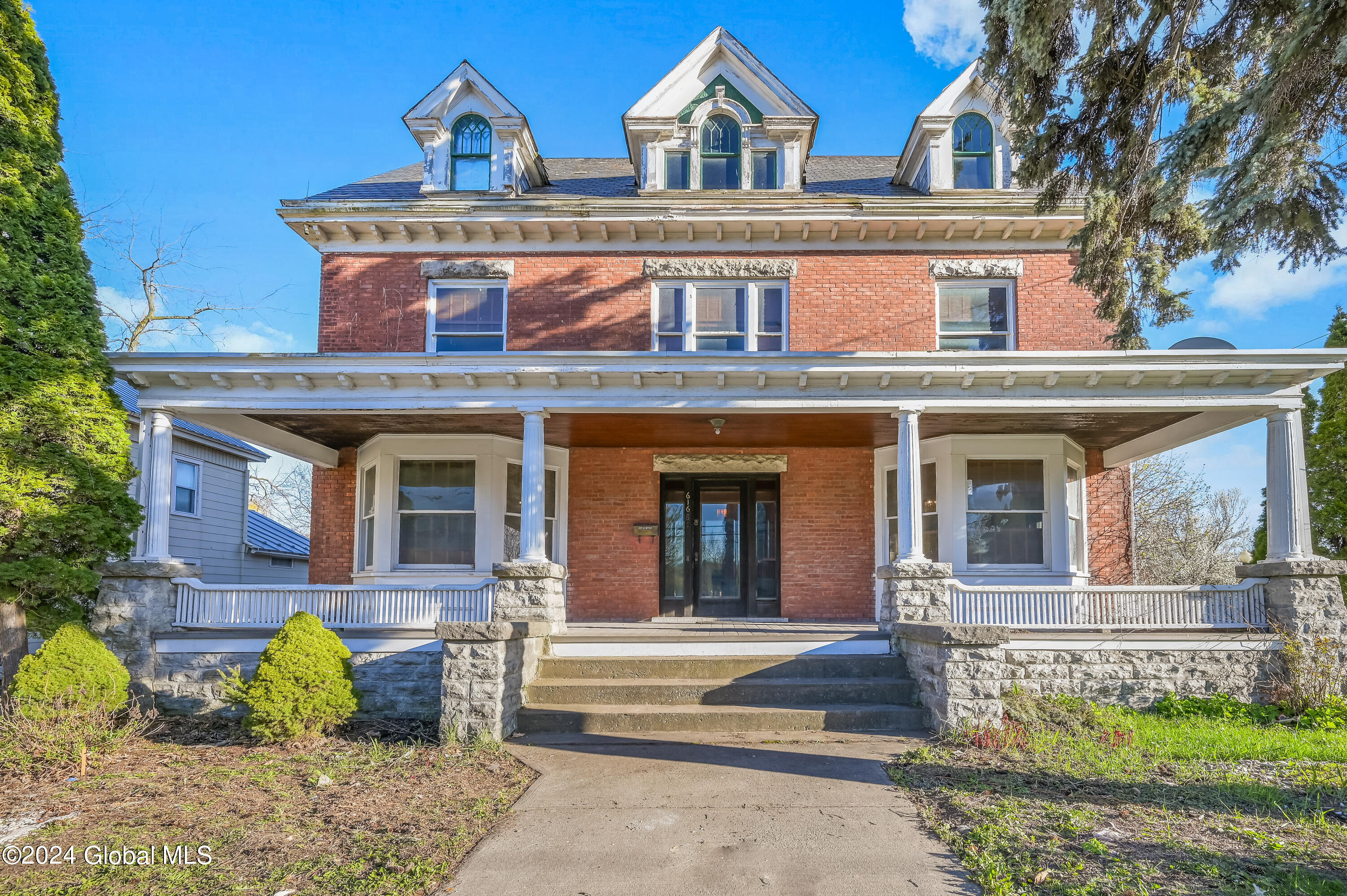 616 E Main Street Cobleskill NY 12043