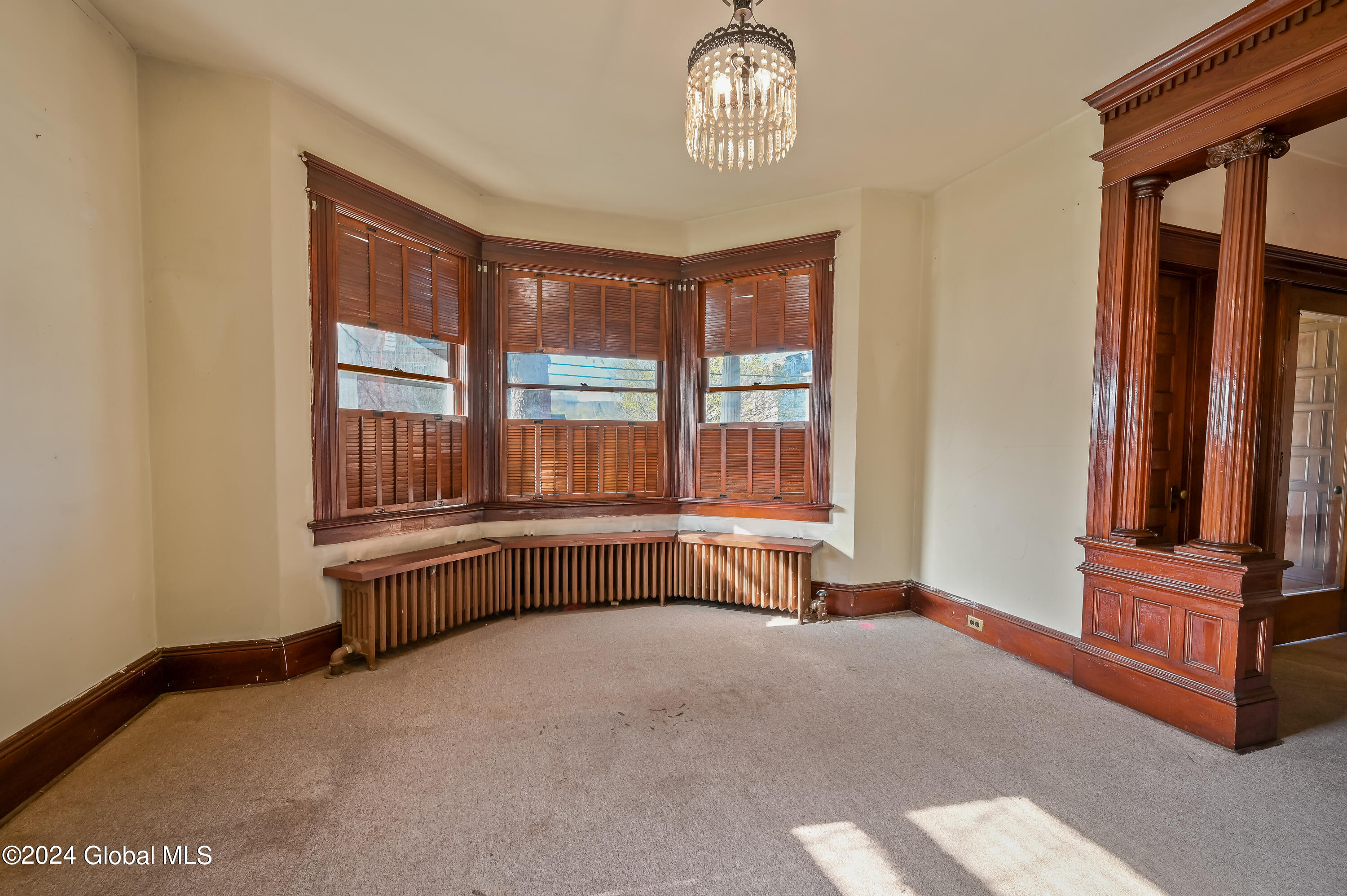 616 E Main Street Cobleskill NY 12043
