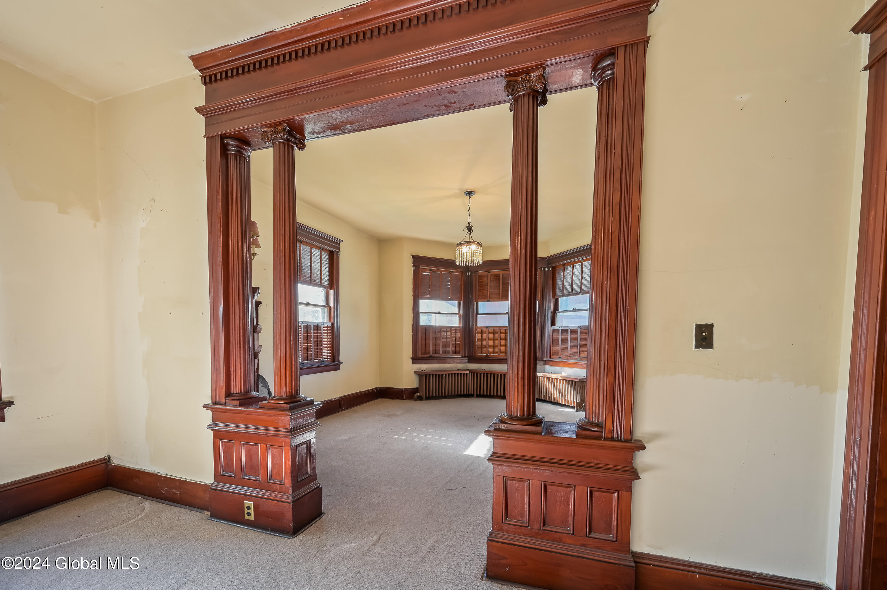 616 E Main Street Cobleskill NY 12043