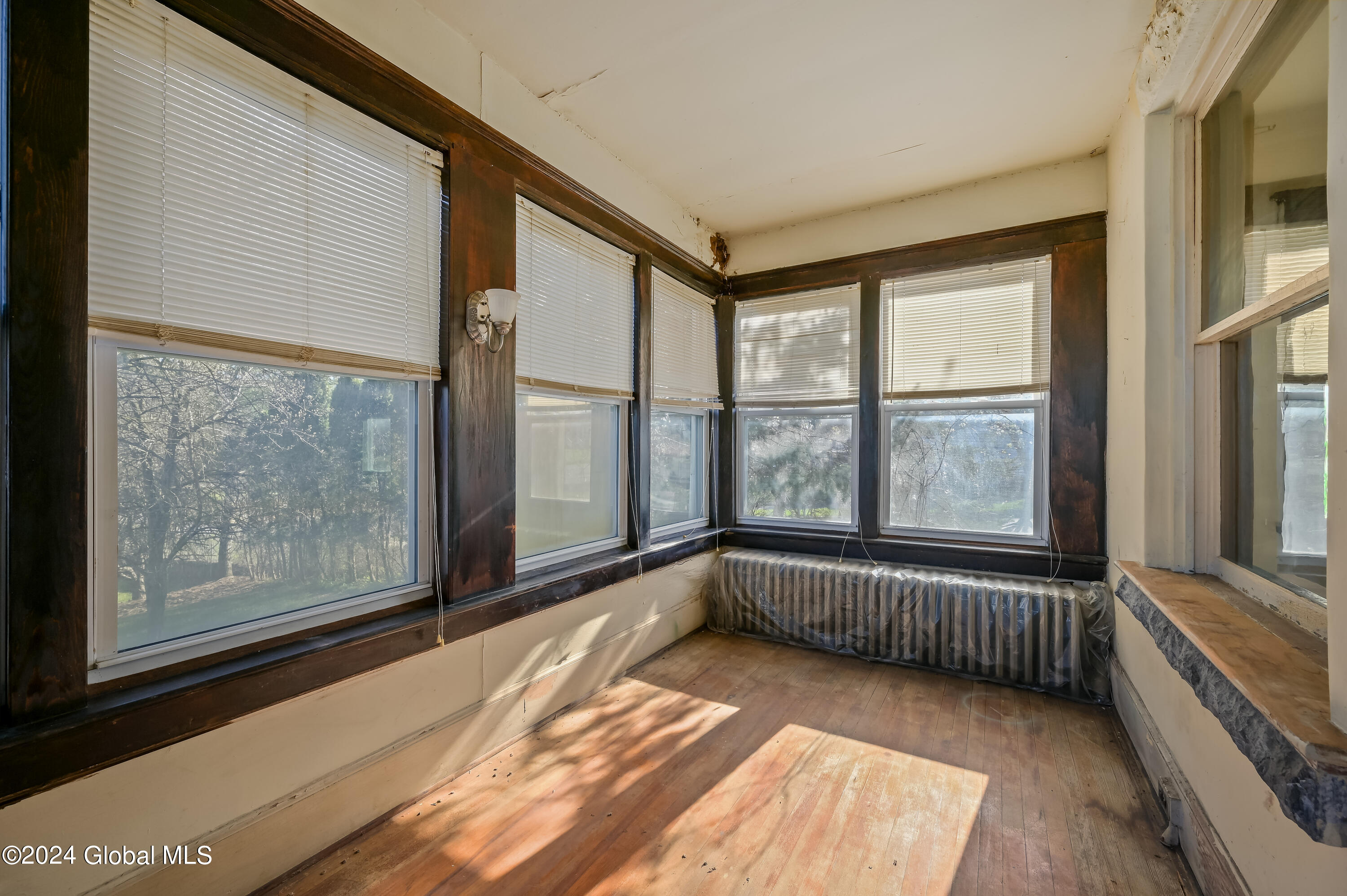 616 E Main Street Cobleskill NY 12043
