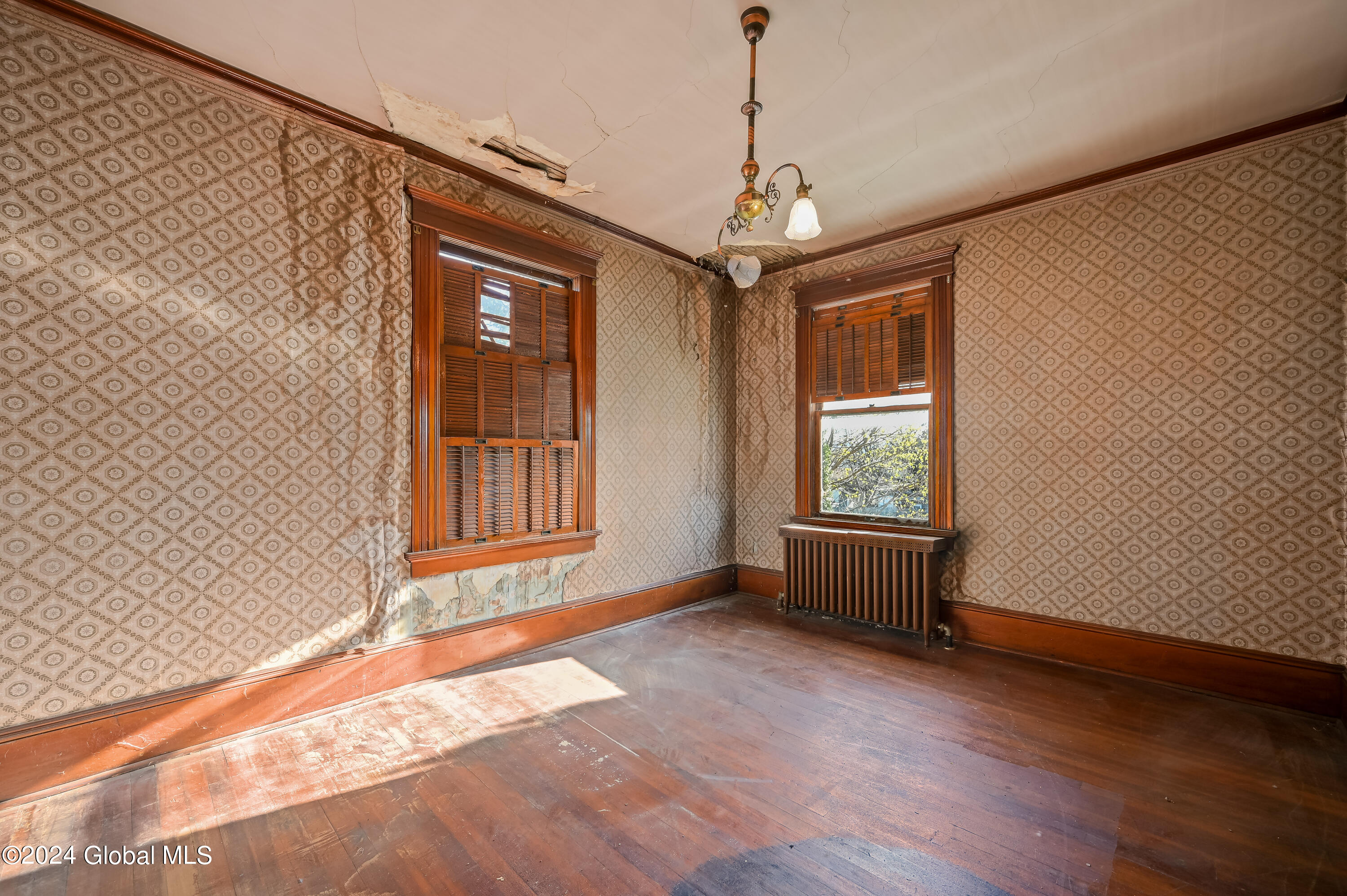 616 E Main Street Cobleskill NY 12043