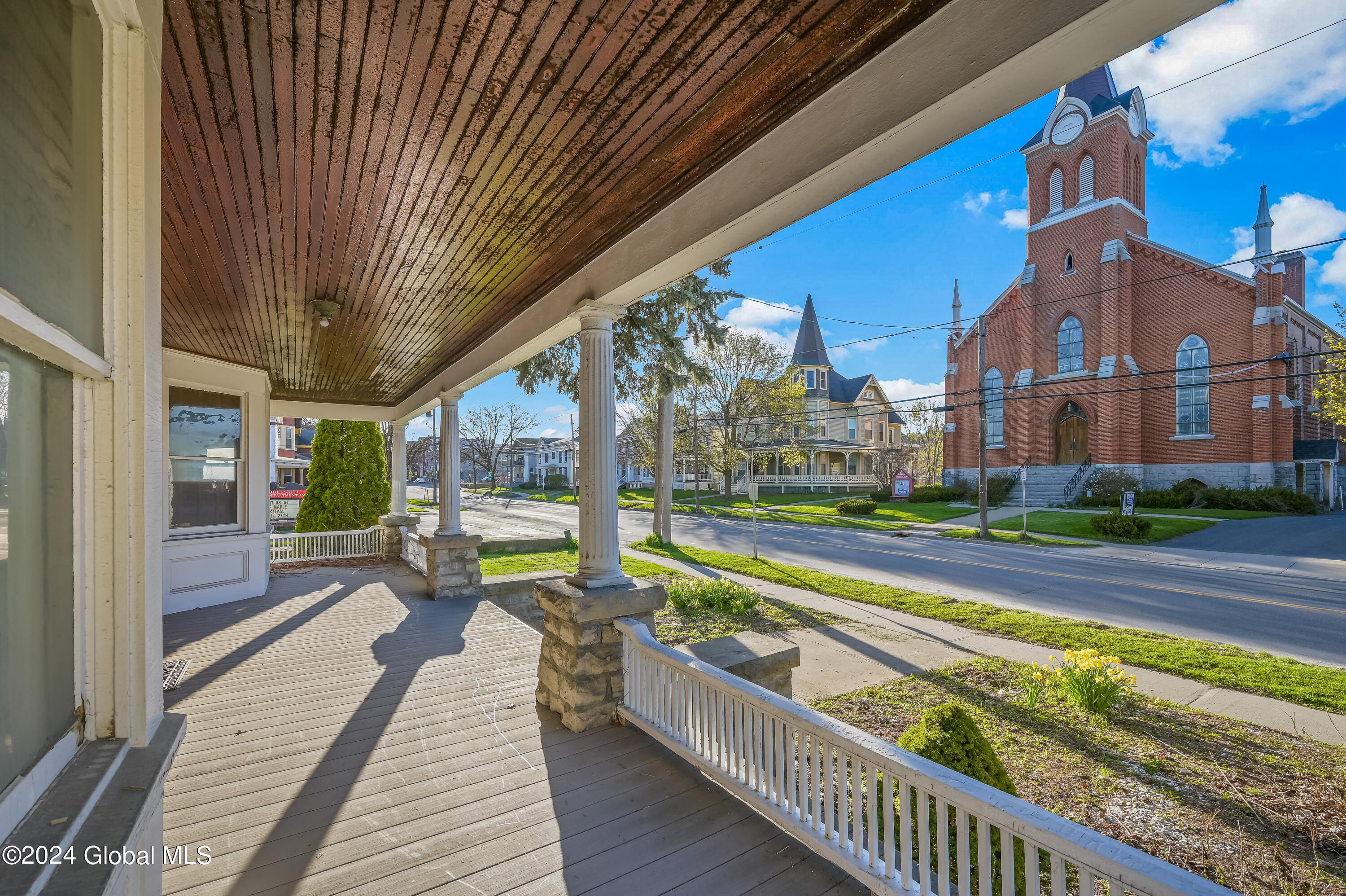 616 E Main Street Cobleskill NY 12043