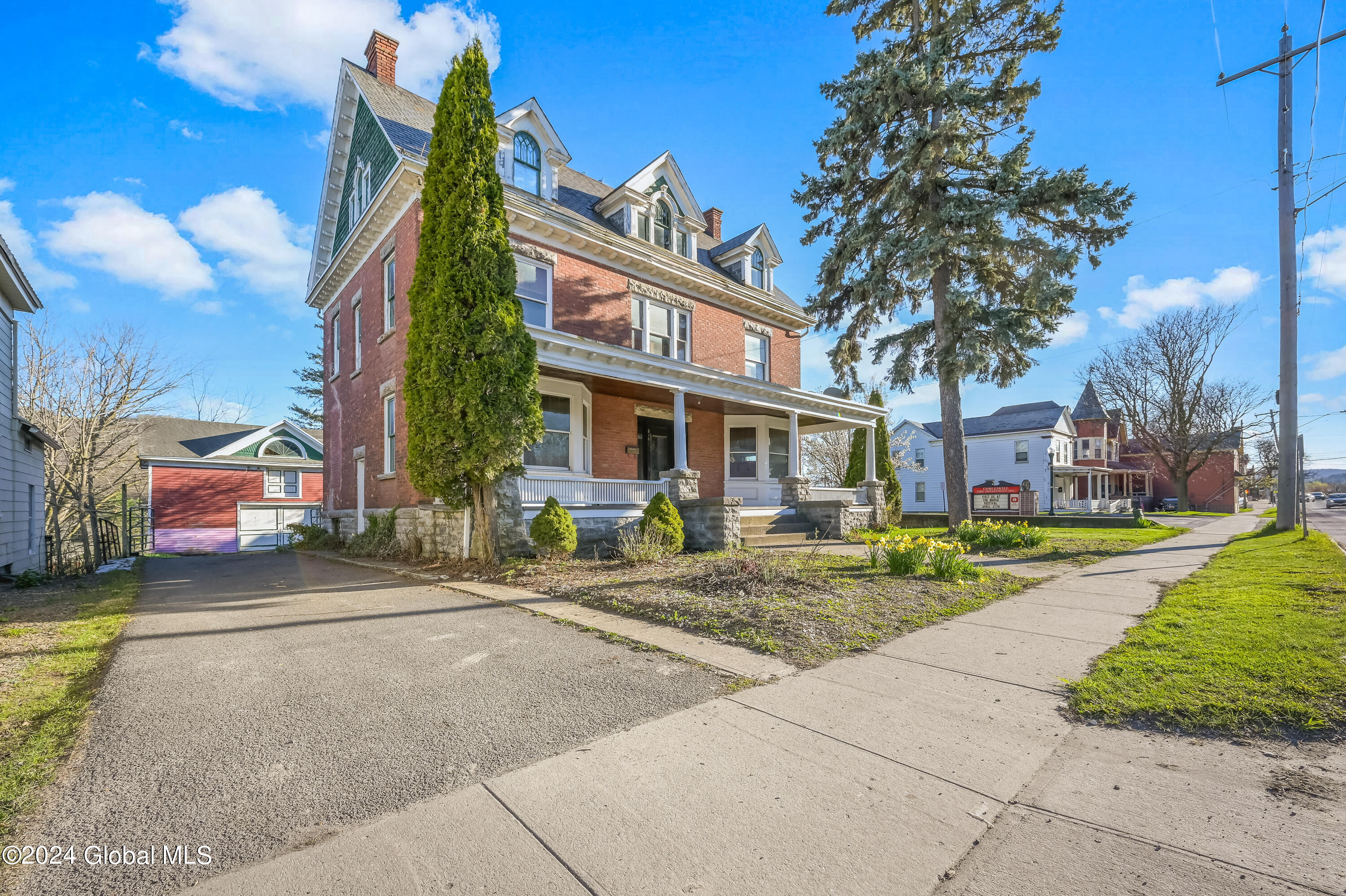616 E Main Street Cobleskill NY 12043