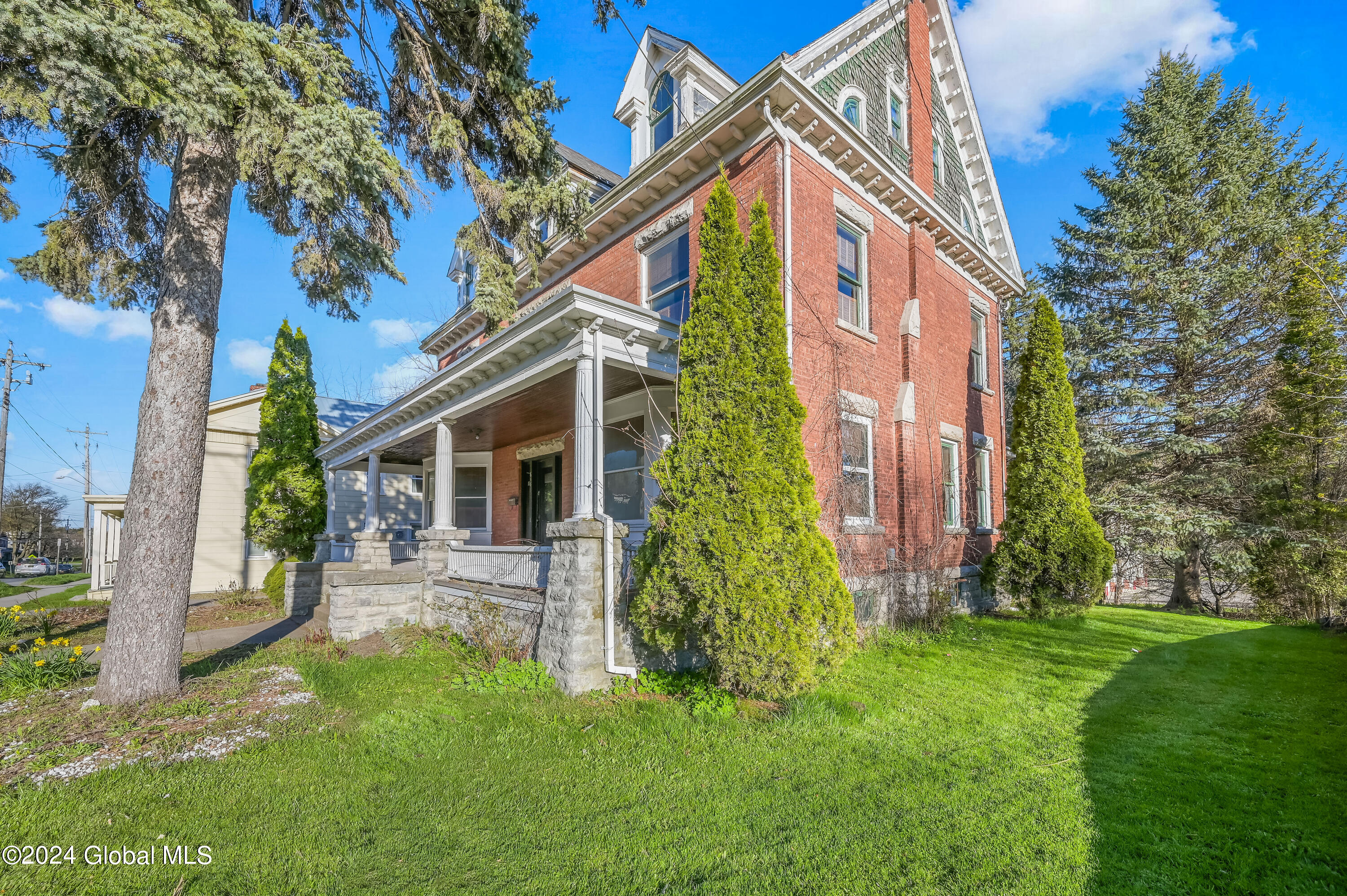 616 E Main Street Cobleskill NY 12043