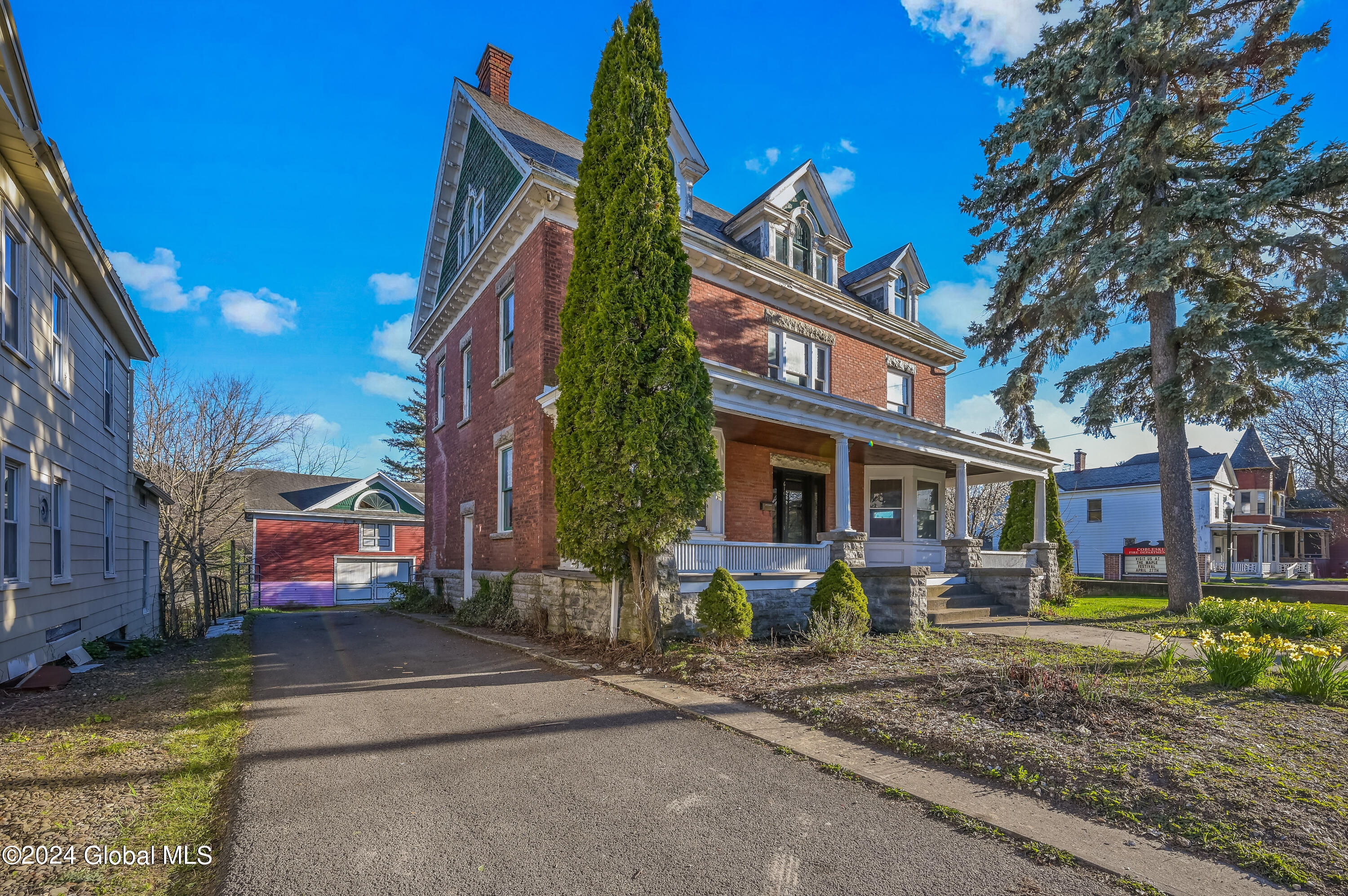 616 E Main Street Cobleskill NY 12043