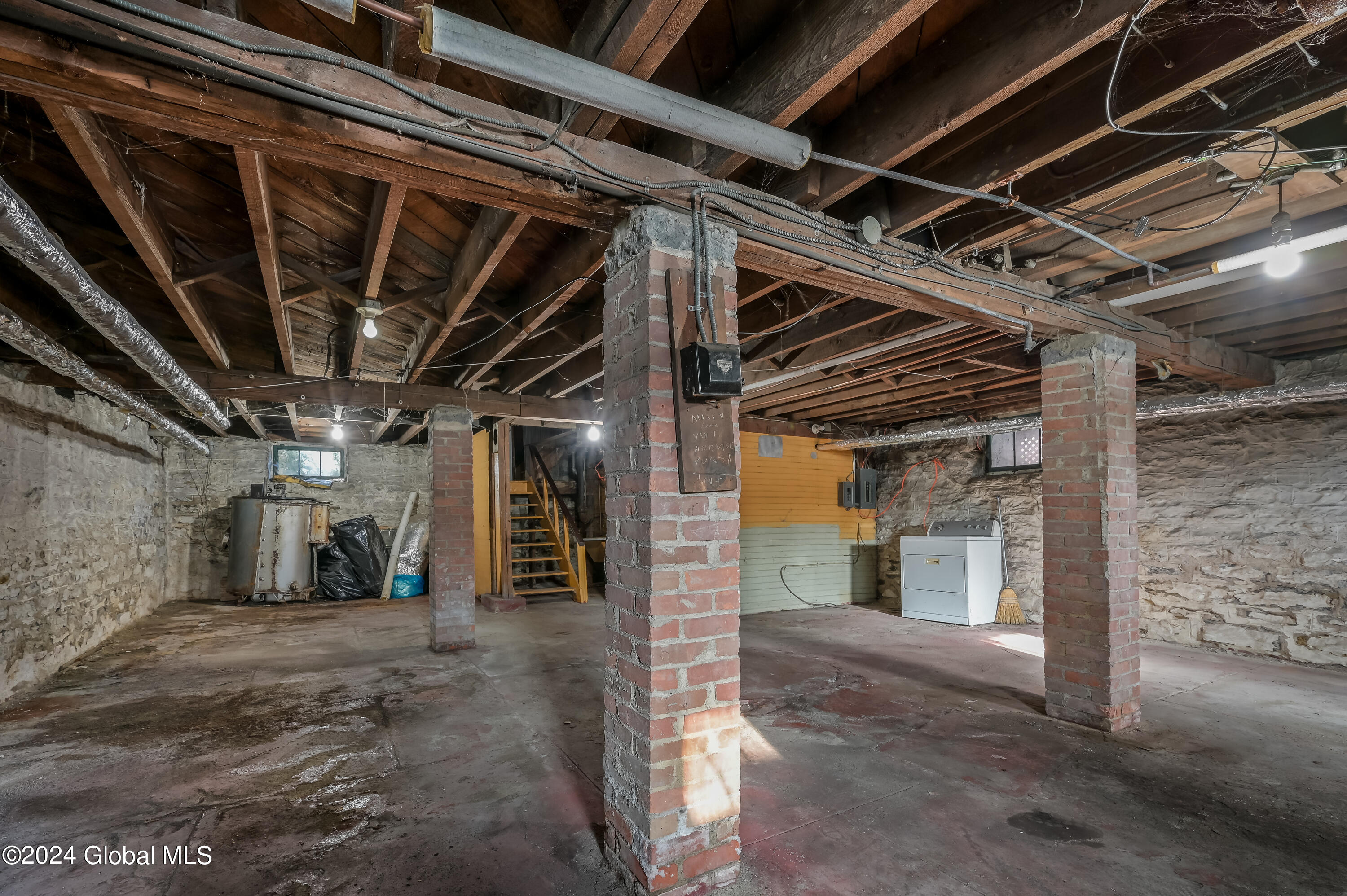 616 E Main Street Cobleskill NY 12043