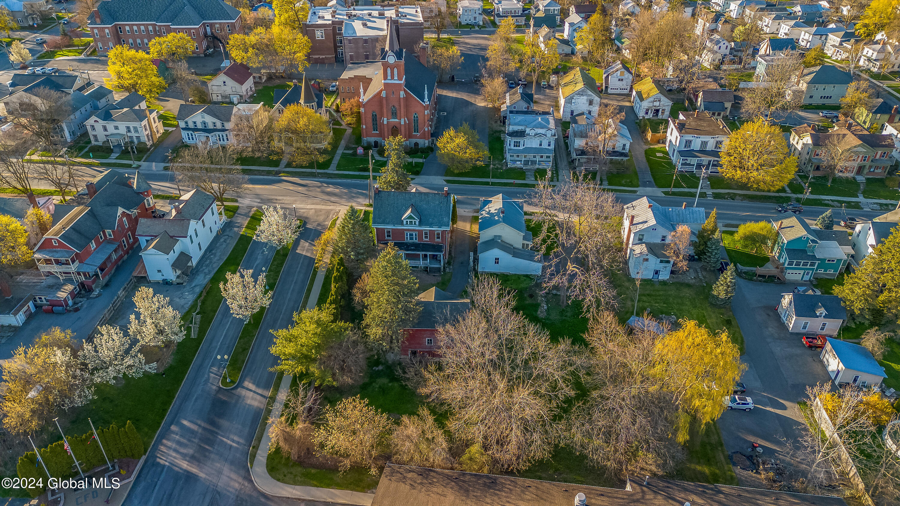 616 E Main Street Cobleskill NY 12043