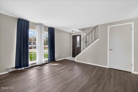 25A Woodcliffe Drive Clifton Park NY 12065