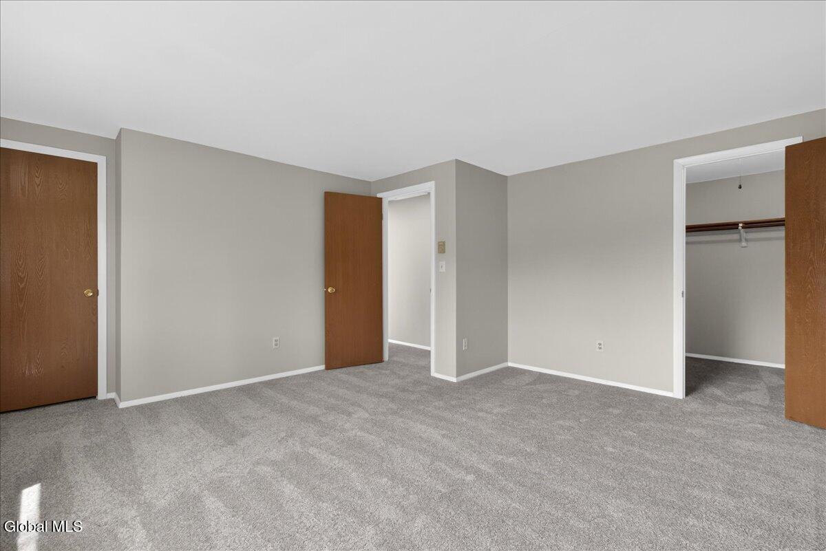 25A Woodcliffe Drive Clifton Park NY 12065