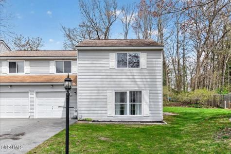 25A Woodcliffe Drive Clifton Park NY 12065