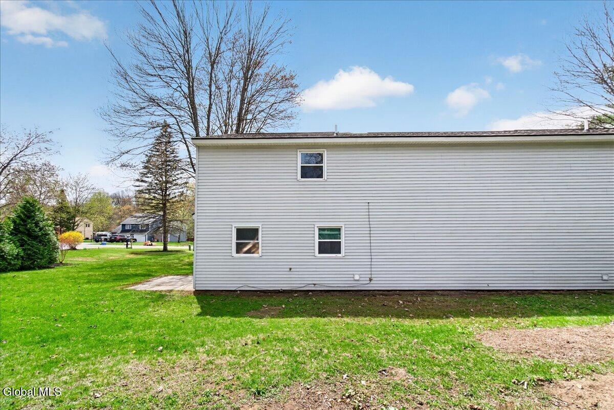 25A Woodcliffe Drive Clifton Park NY 12065