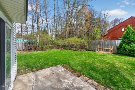 25A Woodcliffe Drive Clifton Park NY 12065