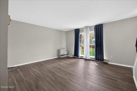 25A Woodcliffe Drive Clifton Park NY 12065
