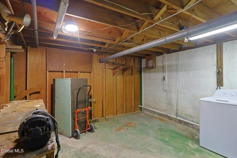 1796 Rensselaer Avenue Rotterdam NY 12303