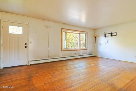 1796 Rensselaer Avenue Rotterdam NY 12303