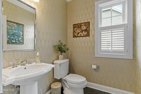 33 Tyler Drive Saratoga Springs NY 12866