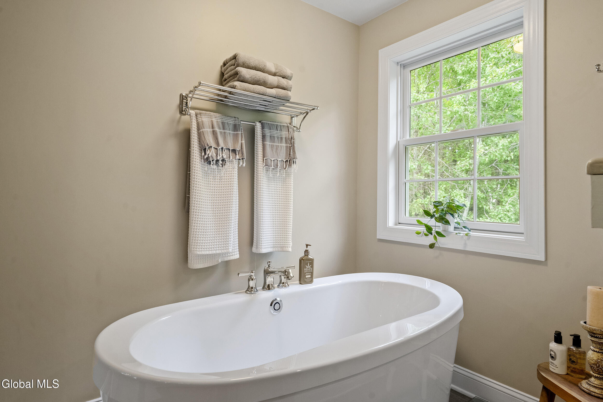 33 Tyler Drive Saratoga Springs NY 12866