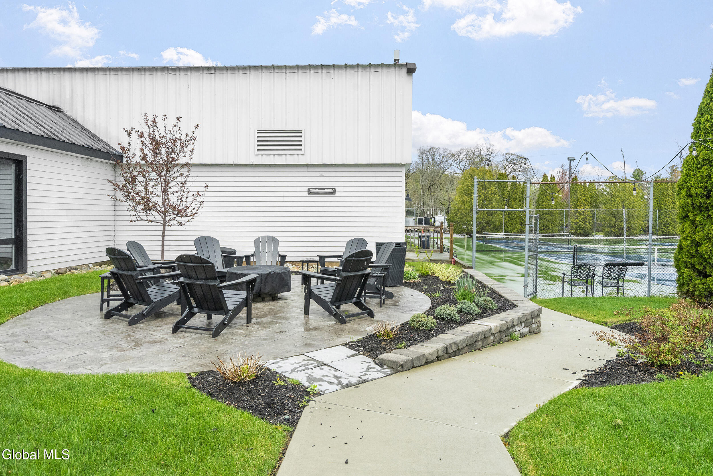 33 Tyler Drive Saratoga Springs NY 12866