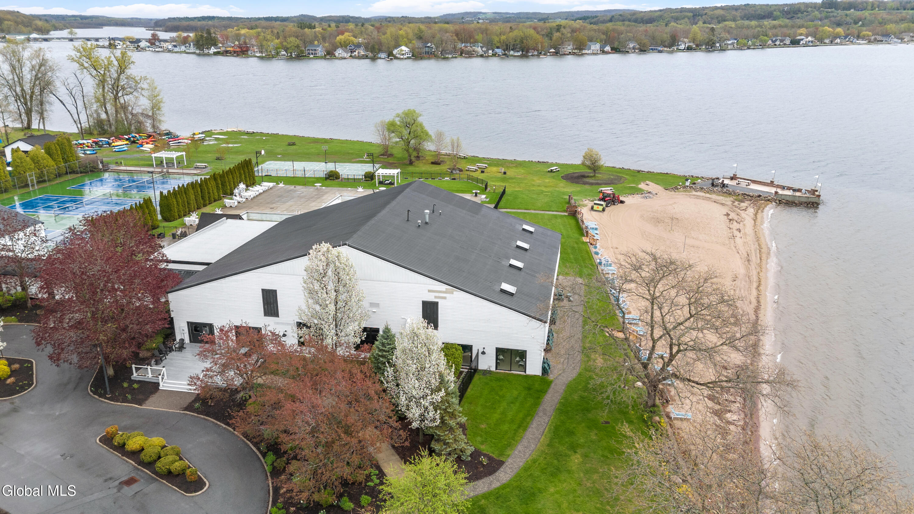 33 Tyler Drive Saratoga Springs NY 12866