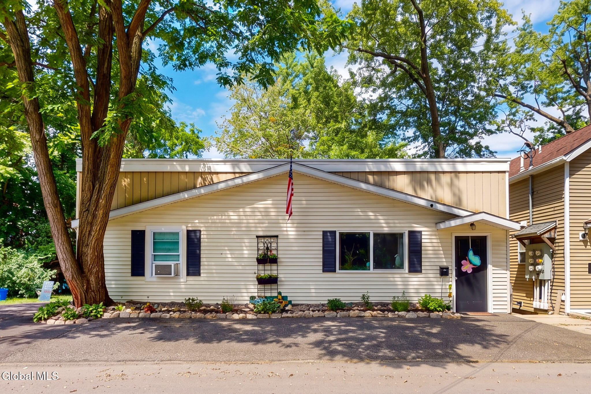 515 1st Avenue Troy NY 12182