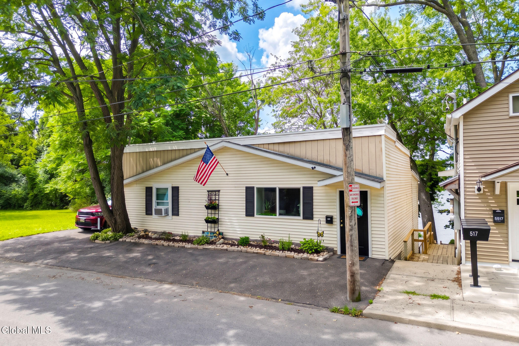 515 1st Avenue Troy NY 12182