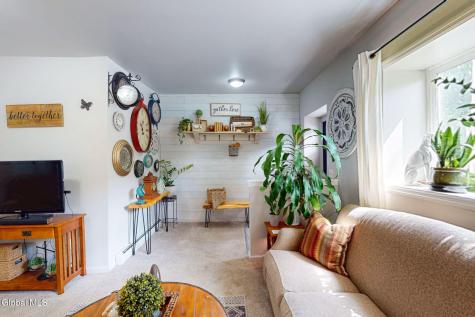 515 1st Avenue Troy NY 12182