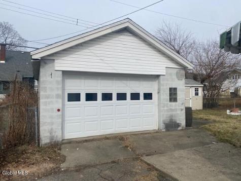 177 Hollywood Avenue Albany NY 12209