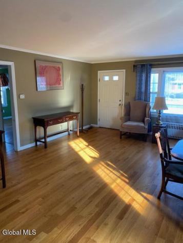 177 Hollywood Avenue Albany NY 12209