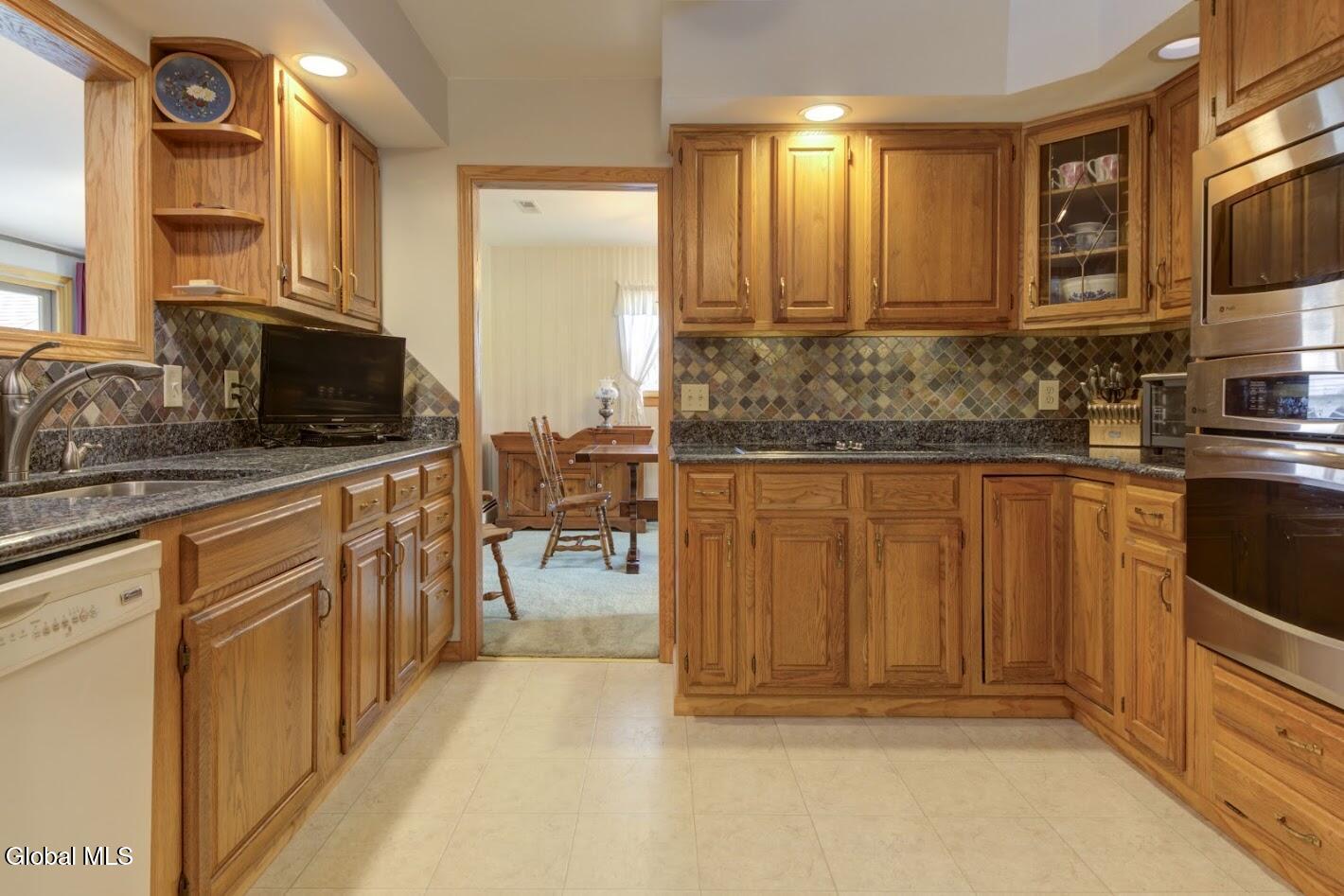 1178 Van Hoesen Road Castleton On Hudson NY 12033