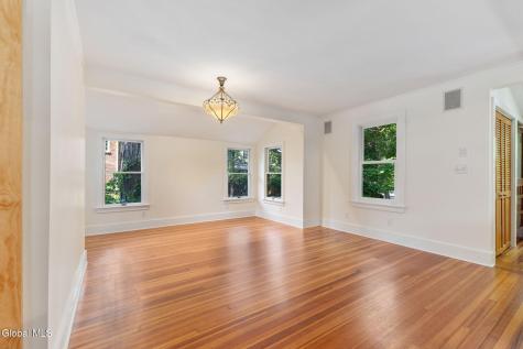 6 Pinewood Avenue Saratoga Springs NY 12866