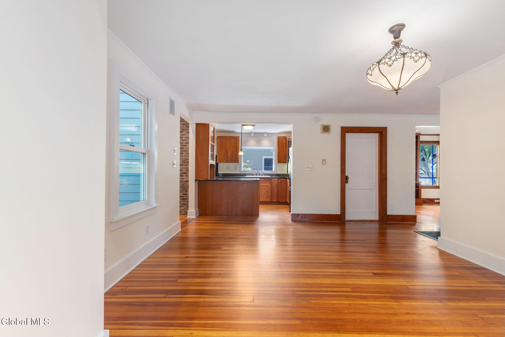 6 Pinewood Avenue Saratoga Springs NY 12866
